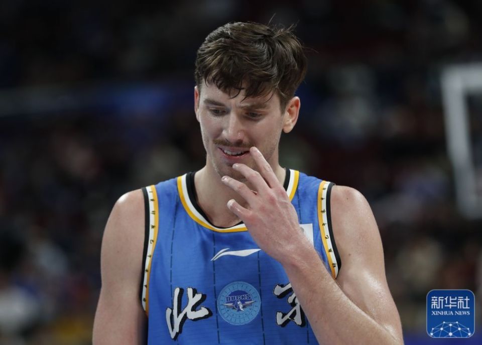 关于今晨葡萄牙体育调整名单以备CBA常规赛，战术微调环节打磨，话题不断，纪律约束更严格的信息-lol下注网站